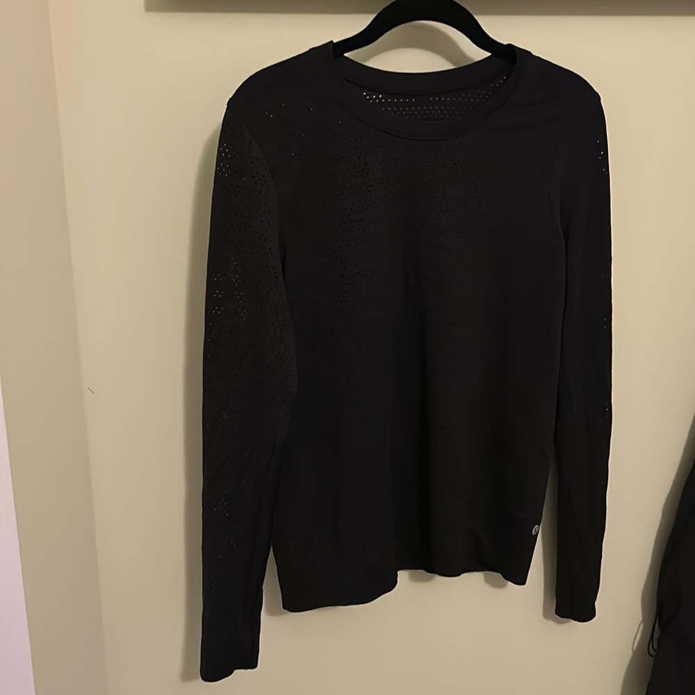 Lulu lemon black mesh long sleeve